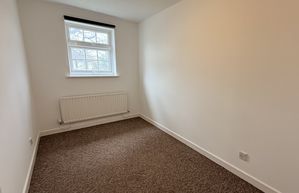 Bedroom- click for photo gallery